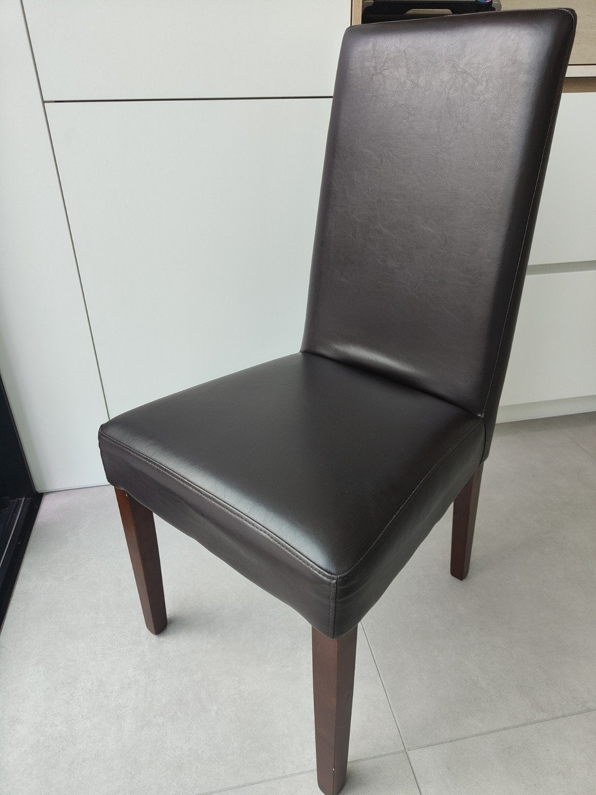 Eetkamer stoelen - bruin - kunstleer - 4 stuks, Ophalen, Kunststof, Bruin, Zo goed als nieuw