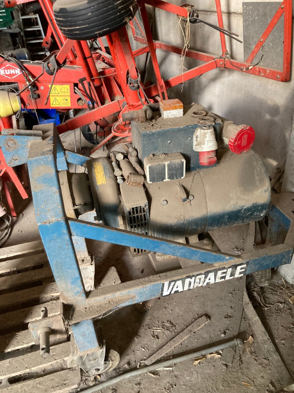 Stroomgenerator, Ophalen, Gebruikt, 10 tot 30 kVA, Overige typen