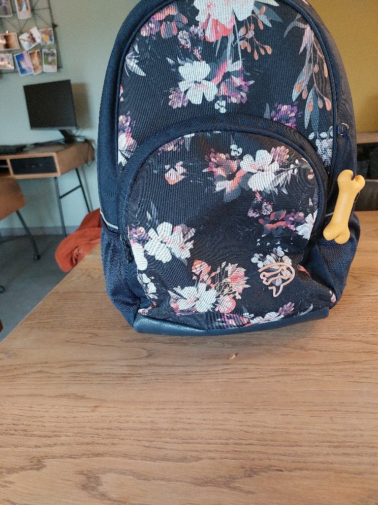 Schooltas (rugzak) stones and bones, Handtassen en Accessoires, Tassen | Schooltassen, Ophalen, Gebruikt, Blauw, Rugtas
