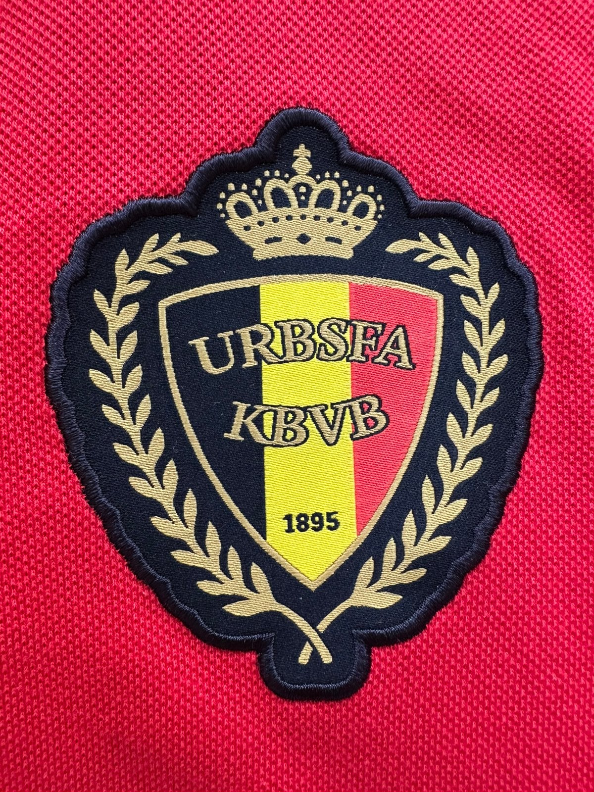 NOUVEAU polo officiel exclusif des Red Devils 2017, Collections, Enlèvement ou Envoi, Comme neuf, Maillot