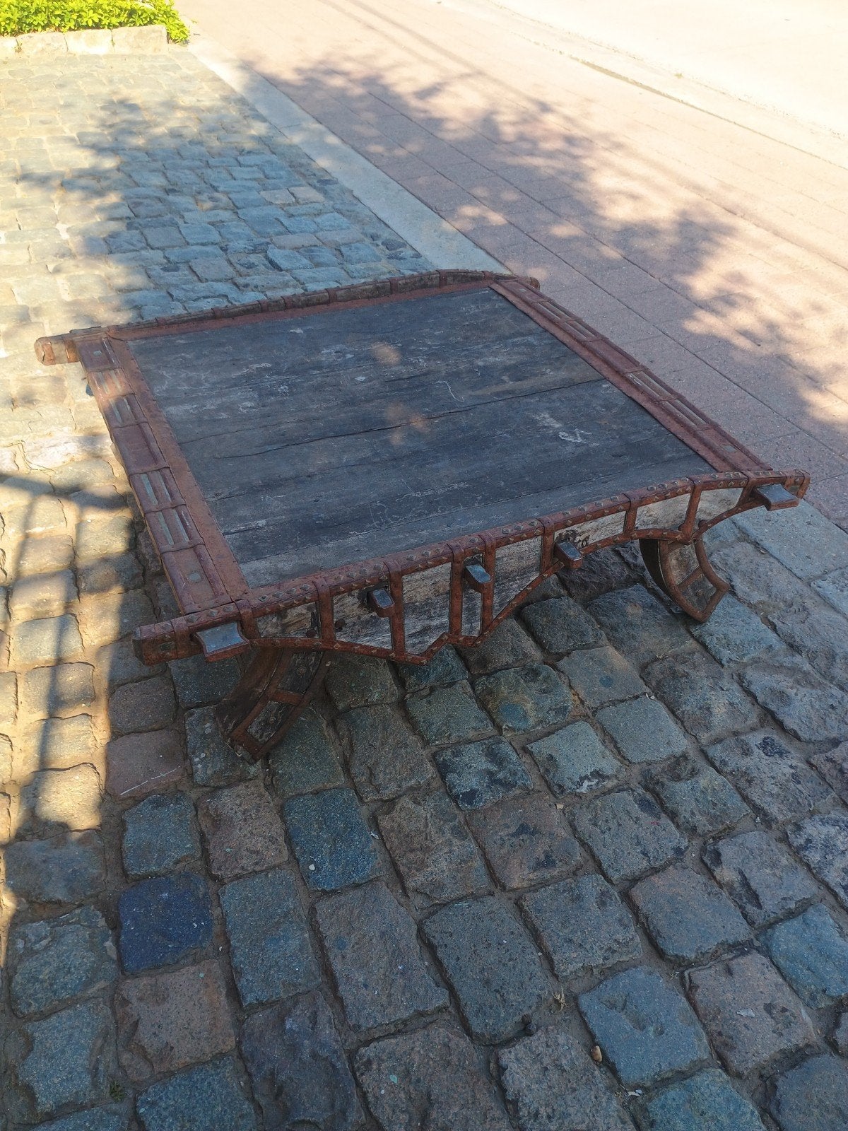 Salon tafel dans platform verweerd 125cm op 135cm 40cm hoog, Enlèvement