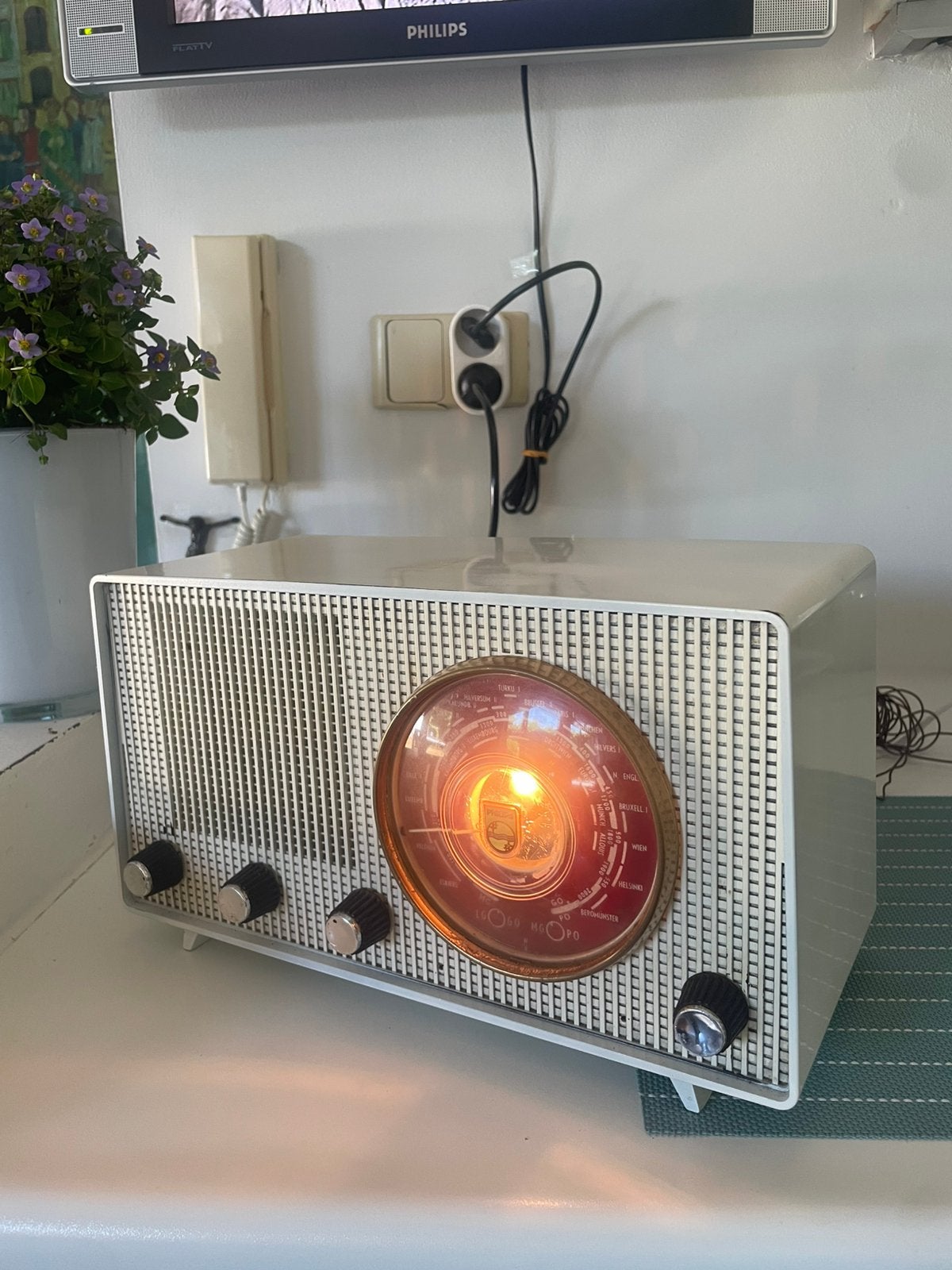 Space-Age-tijdperk radio’s jaren 60, Enlèvement ou Envoi