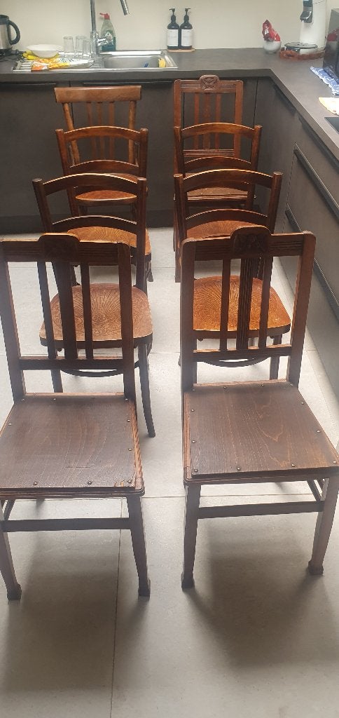 Ensemble de chaises en bois, Enlèvement, Bois