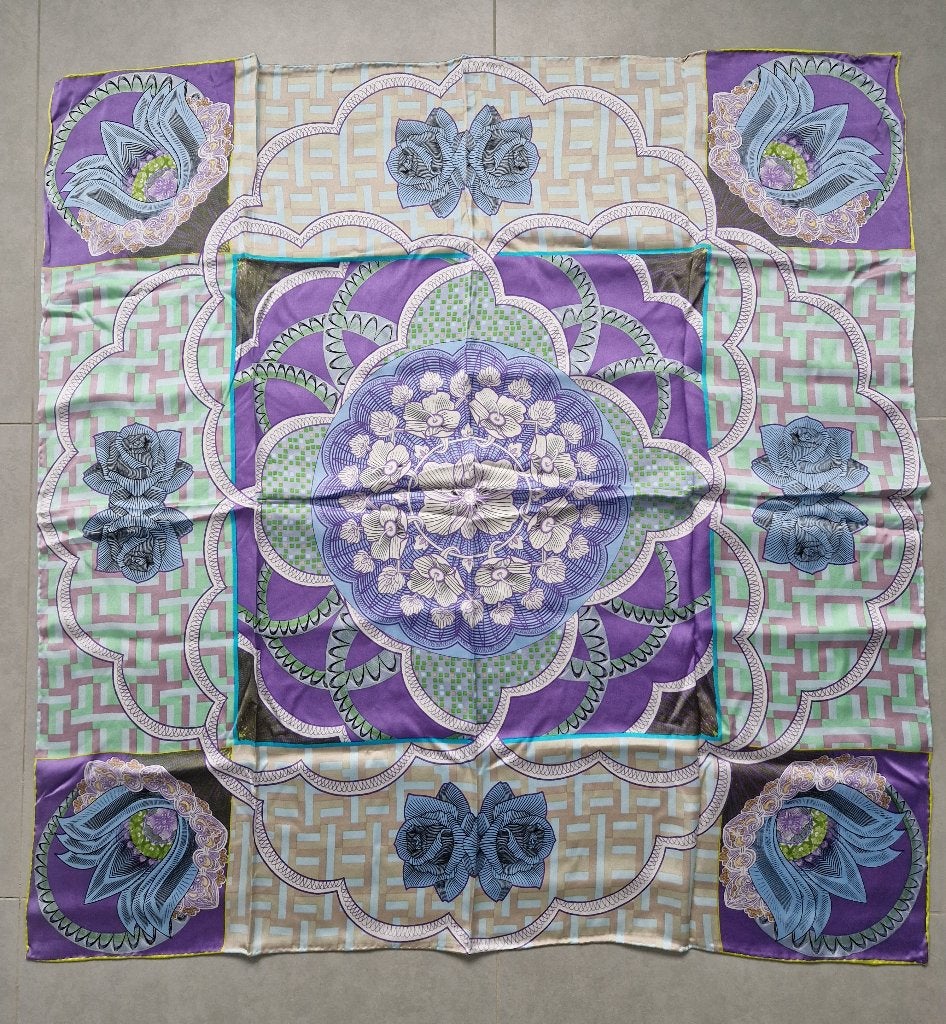 Foulard uit 100% fijne Chinese zijde, Ophalen, Nieuw, Sjaal