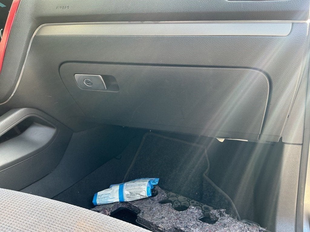 DASHBOARDKASTJE Volkswagen Jetta III (1K2) (|1K1857101D|), Gebruikt, Volkswagen, Volkswagen AG, Kundenbetreuung@volkswagen.de