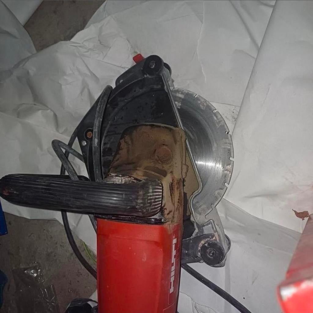 Disqeuse/rainureuse HILTI DC230 S, Bricolage & Construction, Enlèvement