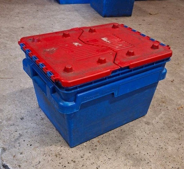 Distributiebak Blauw-Rood, Ophalen, Gebruikt, Minder dan 50 cm, Minder dan 40 cm
