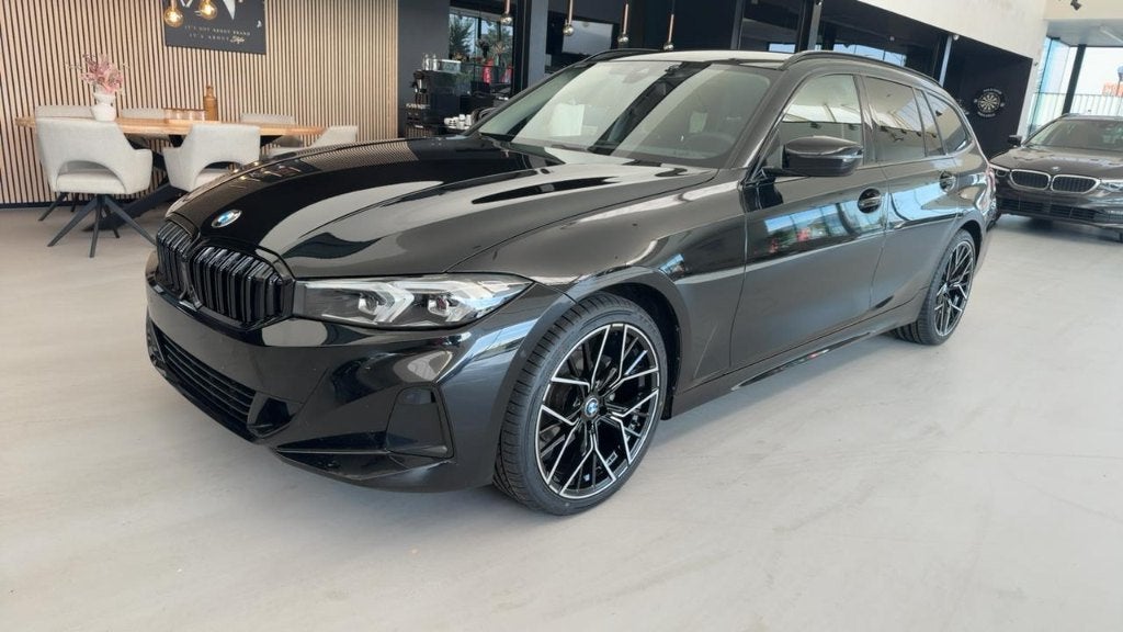 BMW 318 iA Touring, Autos, BMW, Achat, Euro 6, Entreprise, Garantie prolongée