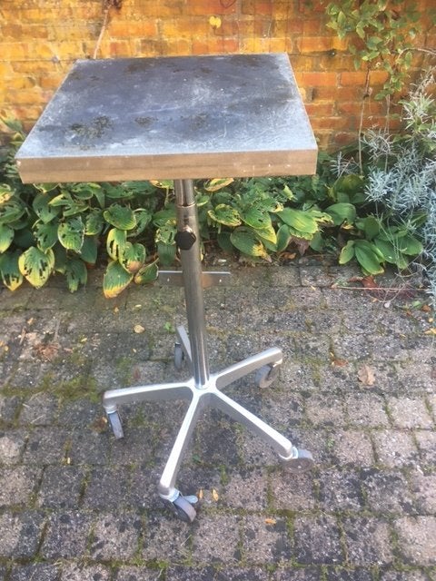 tafeltje op wielen, Ophalen, Gebruikt, Metaal of Aluminium, Vierkant