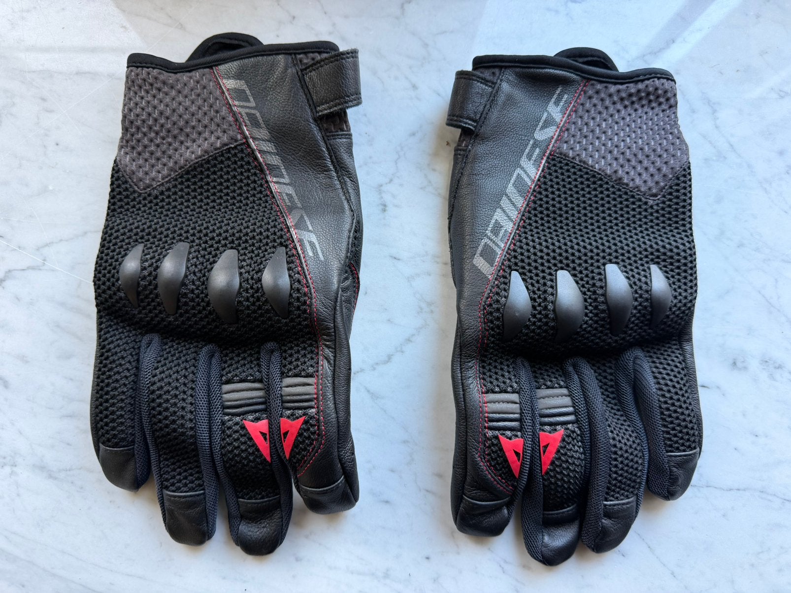 Gants moto Dainese été en cuir et textile – taille XL, Motos, Enlèvement ou Envoi, Seconde main, Hommes, Gants