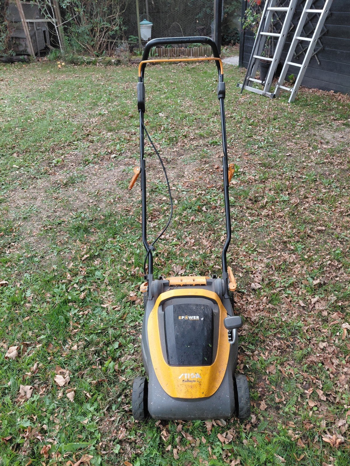 grasmaaier, Ophalen