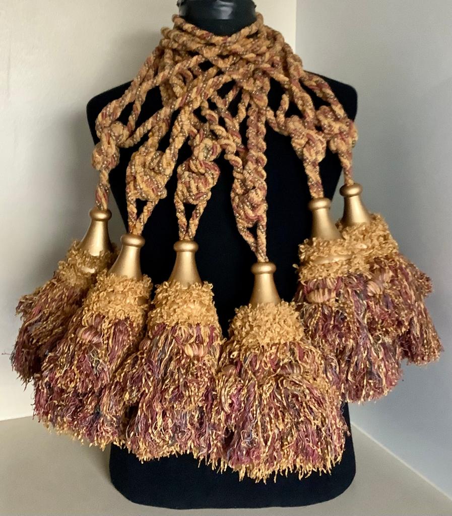6 cintres à rideaux baroques classiques à pompons en corde, Barok, Enlèvement ou Envoi, Autres couleurs, Moins de 100 cm