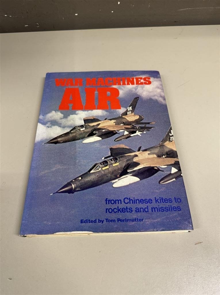 War machines Air, Livres, Guerre & Militaire, Comme neuf, Enlèvement ou Envoi