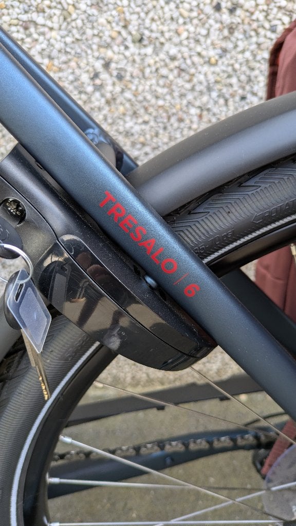 Victoria Tresalo 6 Wave, Zo goed als nieuw, 55 tot 59 cm, 30 tot 50 km per accu, Ophalen
