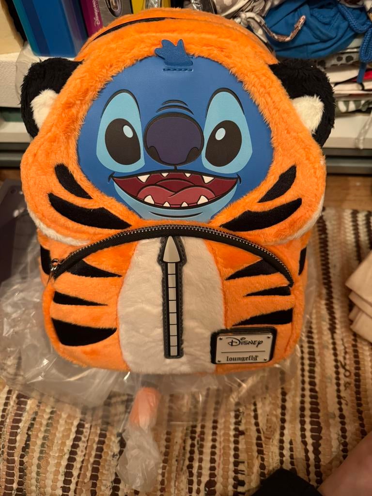 Loungefly Stitch Radja, Verzamelen, Disney, Ophalen of Verzenden, Nieuw