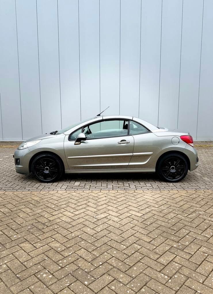 Peugeot 207CC, Auto's, Voorwielaandrijving, Euro 5, Stof, Multifunctioneel stuurwiel