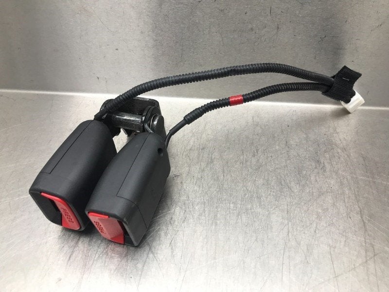 BOUCLE DE CEINTURE ARRIÈRE GAUCHE Kia Sportage (SL), Utilisé, Kia