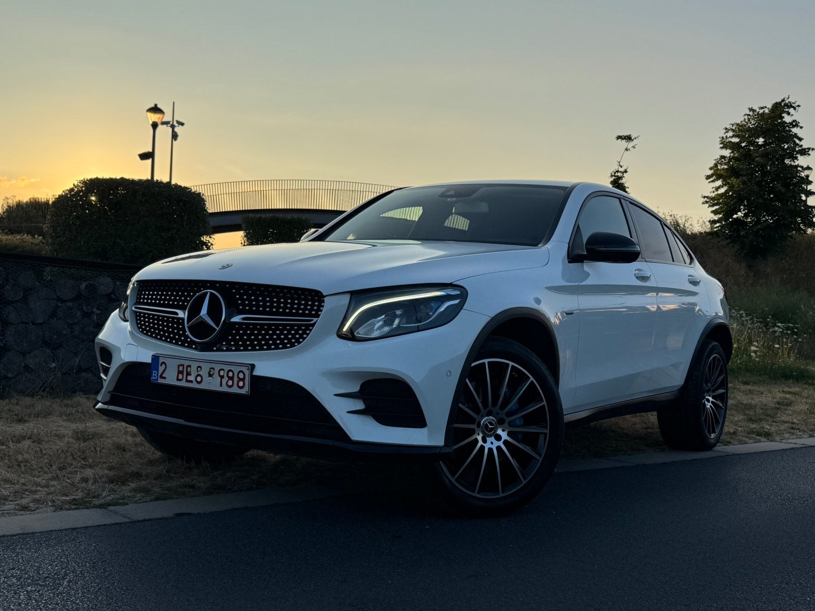 Mercedes GLC 350e Coupé 2017–4MATIC–AMG pakket–showroom, Automaat, 238 kW, Zwart, 4 cilinders