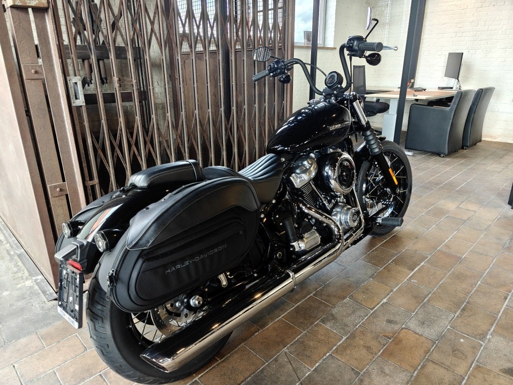 Harley-Davidson SOFTAIL FXBB Street Bob, Motoren, Harley-Davidson, Meer dan 35 kW, Overig, 1923 cc