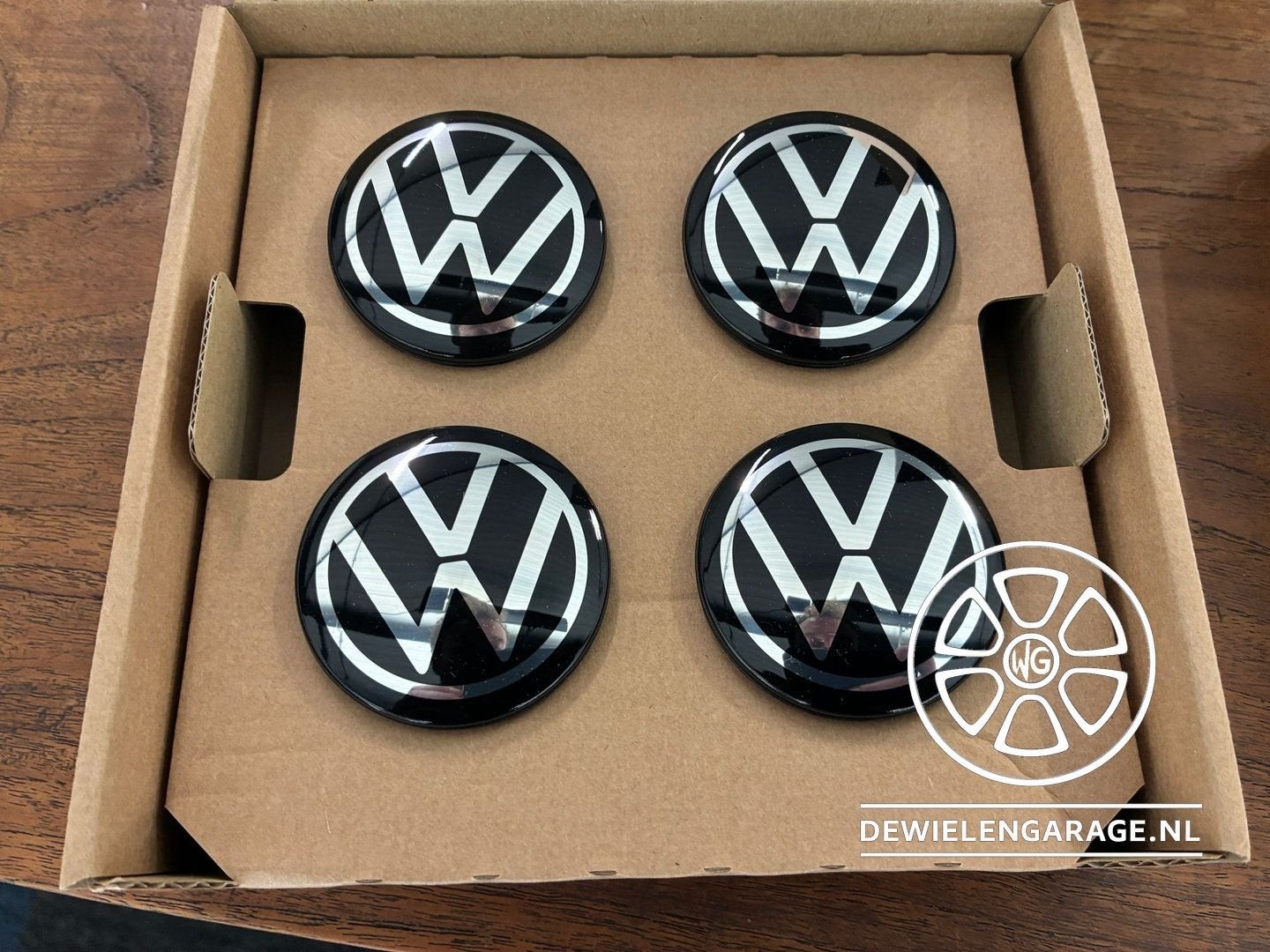 4x VW Naafkap DYNAMISCH Origineel Tiguan, Golf, Tayron etc., Auto-onderdelen, Ophanging en Onderstel, Gebruikt, Ophalen of Verzenden