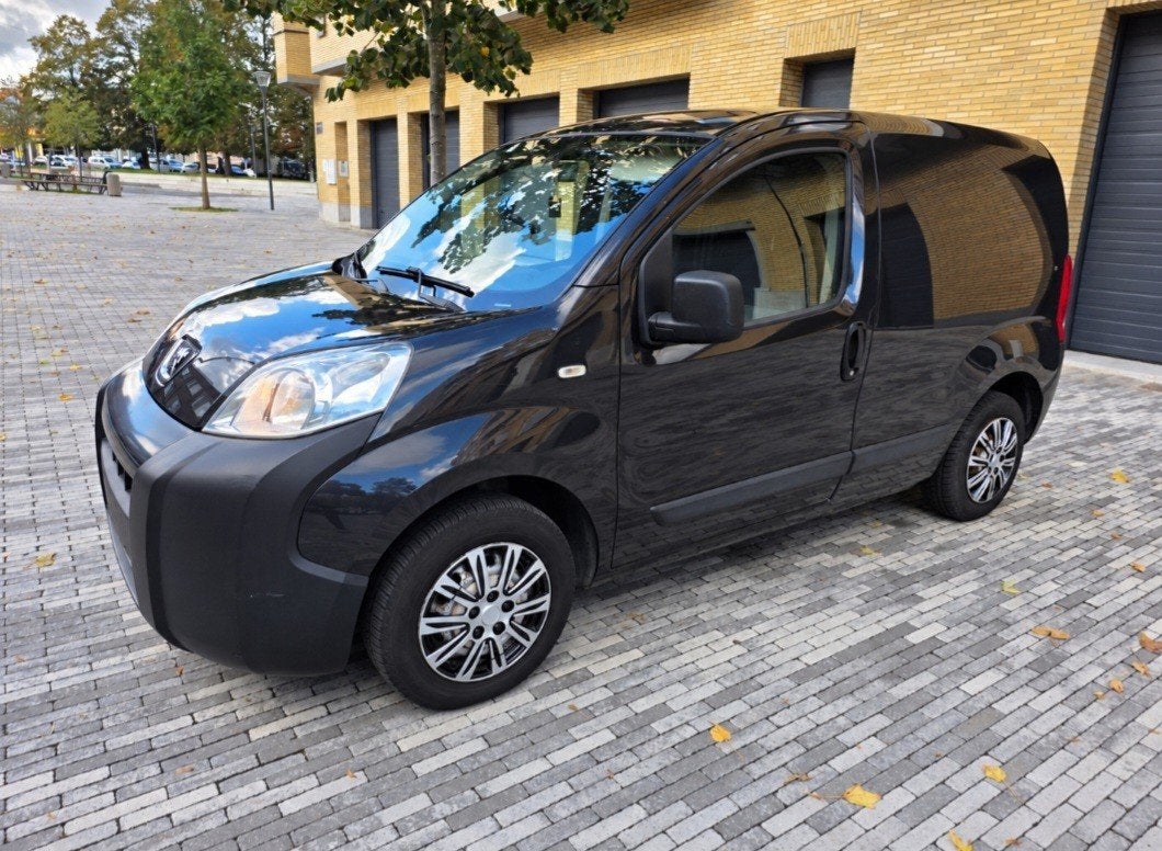 Peugeot Bipper 70.000 km, Auto's, Stof, Zwart, Handgeschakeld, Grijs
