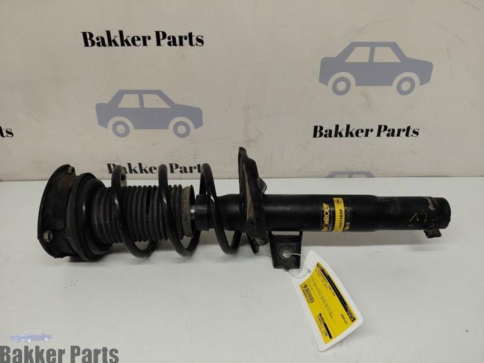 Barre amortisseur avant gauche d'un Volkswagen Golf, Volkswagen, -, 3 mois de garantie, Utilisé