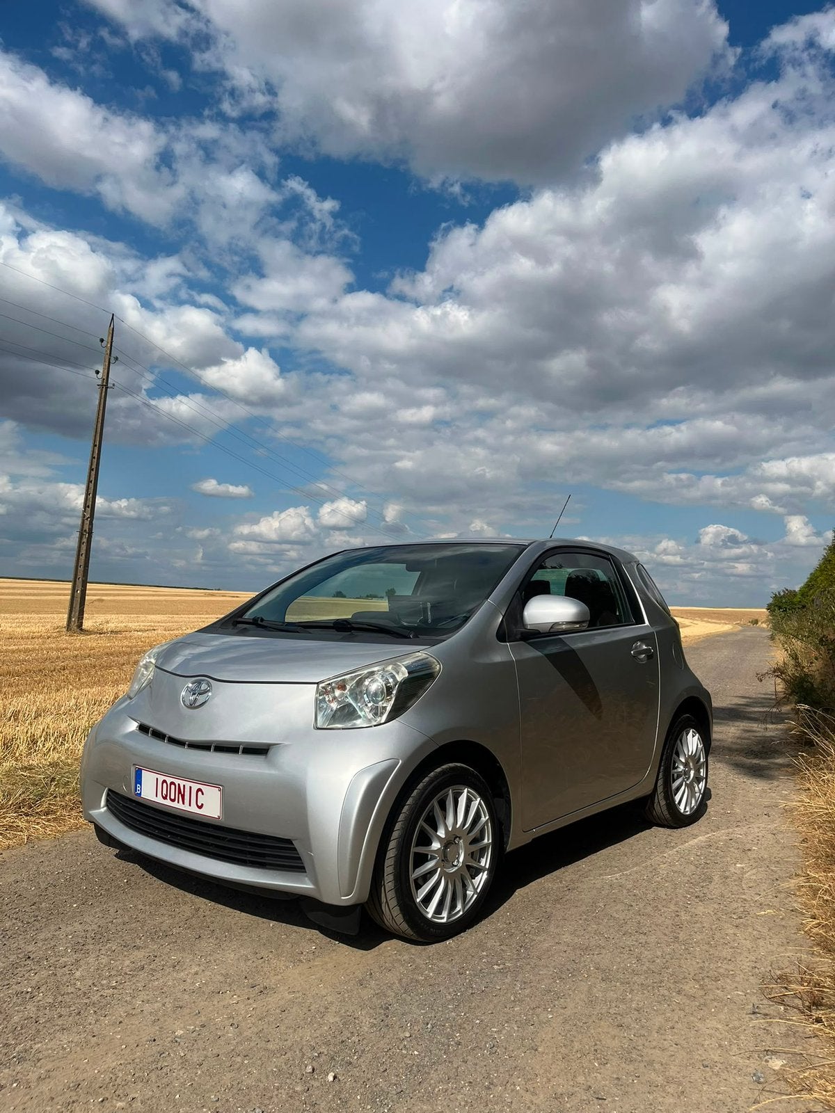 TOYOTA IQ 1.0 VVT-i Luna Taylor Made, Argent ou Gris, Achat, 50 kW, Boîte manuelle