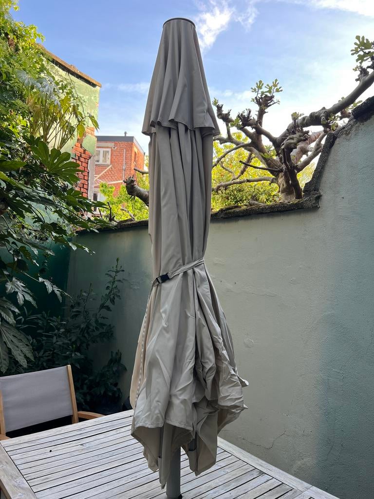 Beige parasol Ikea Kuggö, Ophalen, Gebruikt, Kantelbaar, 2 tot 3 meter