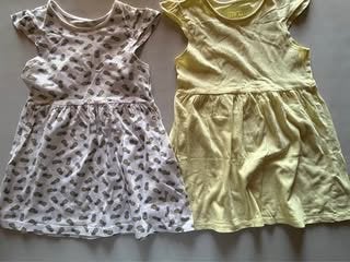 2 st mooie luchtige zomer jurkjes (98), Ophalen, Zo goed als nieuw, Kleding