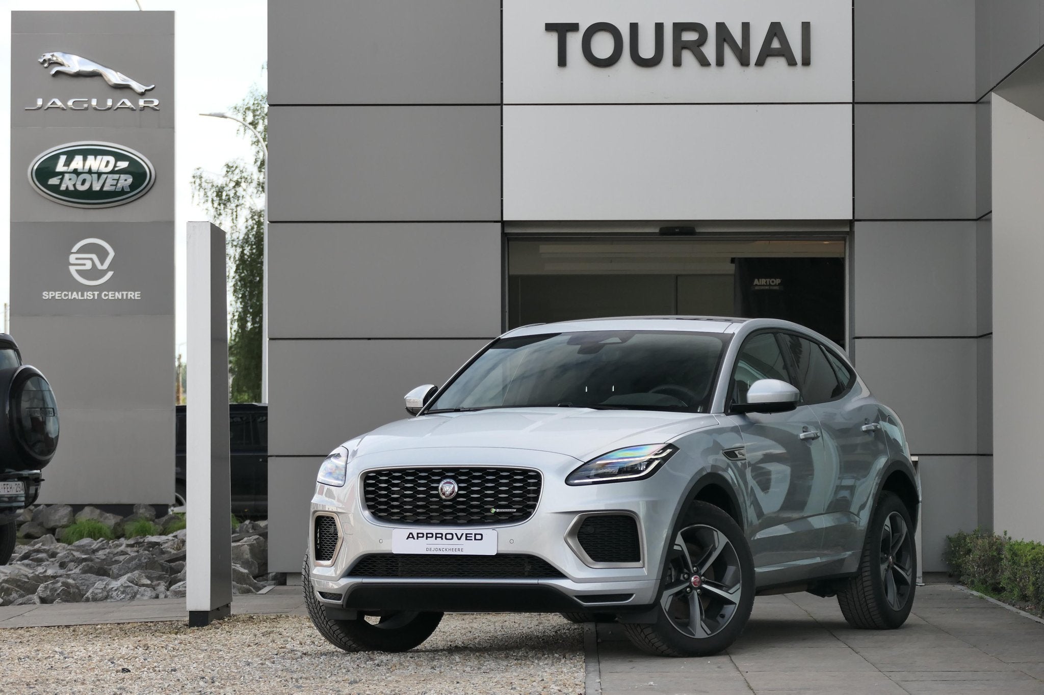 Jaguar E-Pace P300e R-Dynamic SE AWD Auto. 2, Automaat, 1498 cc, 300 pk, 34 g/km