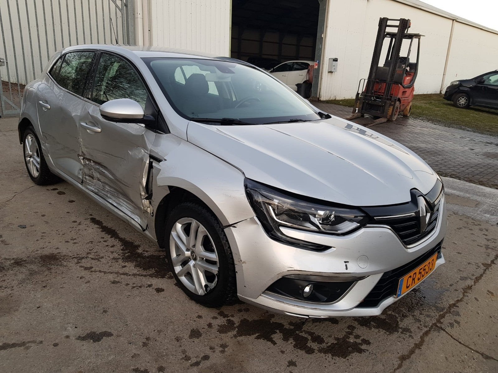 Renault megane Dci 2017 180000km, Entreprise, Achat