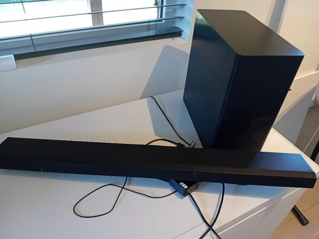 Soundbar met basbox, Enlèvement, Utilisé