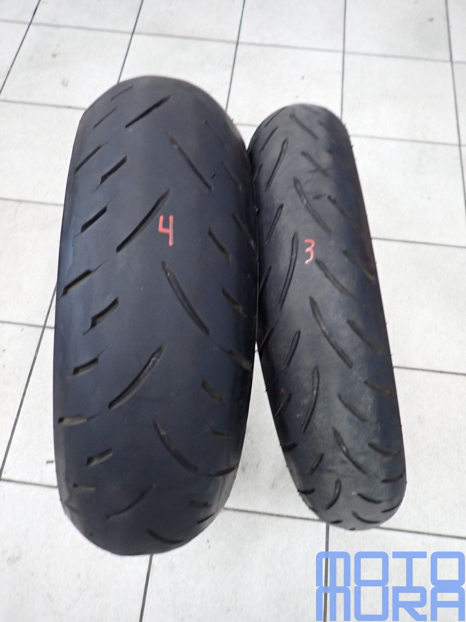 Dunlop Sportmax GPR300 120/70ZR17 en 180/55ZR17 banden bande, Gebruikt, -, -, Ophalen of Verzenden