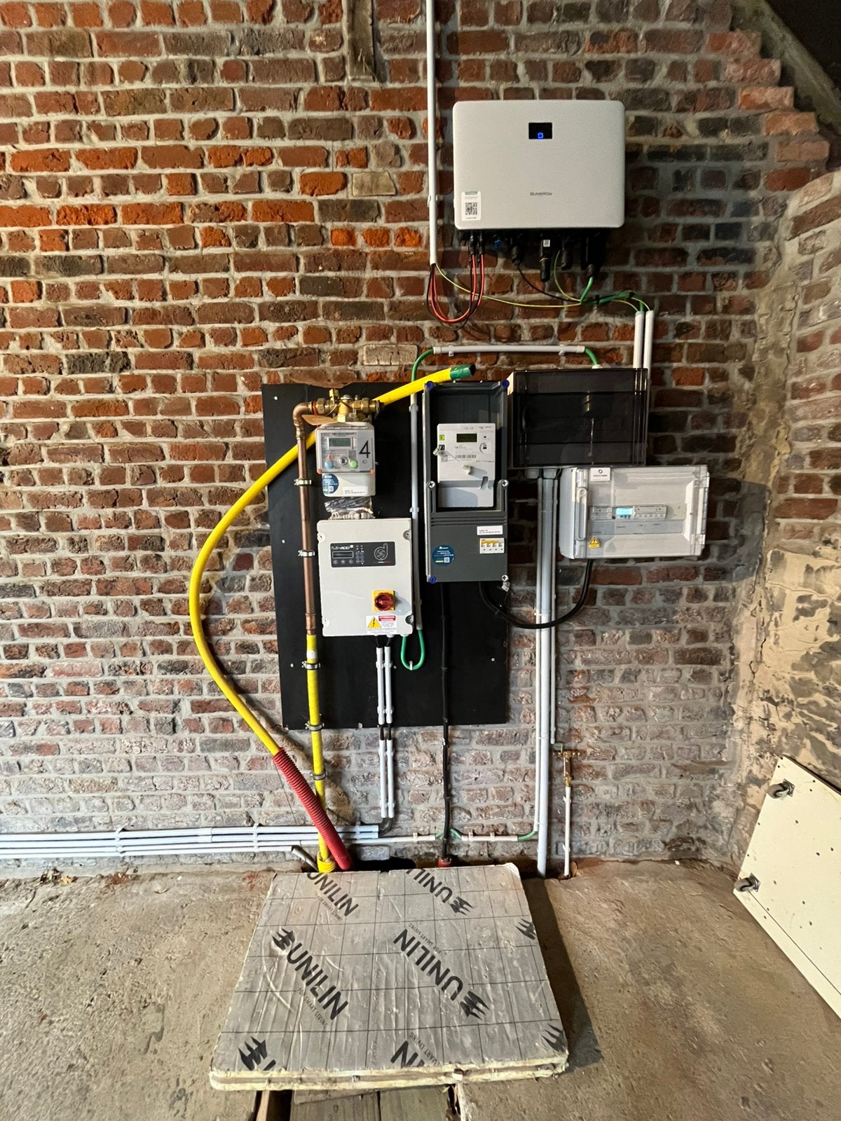 Électricien, Service 24h/24