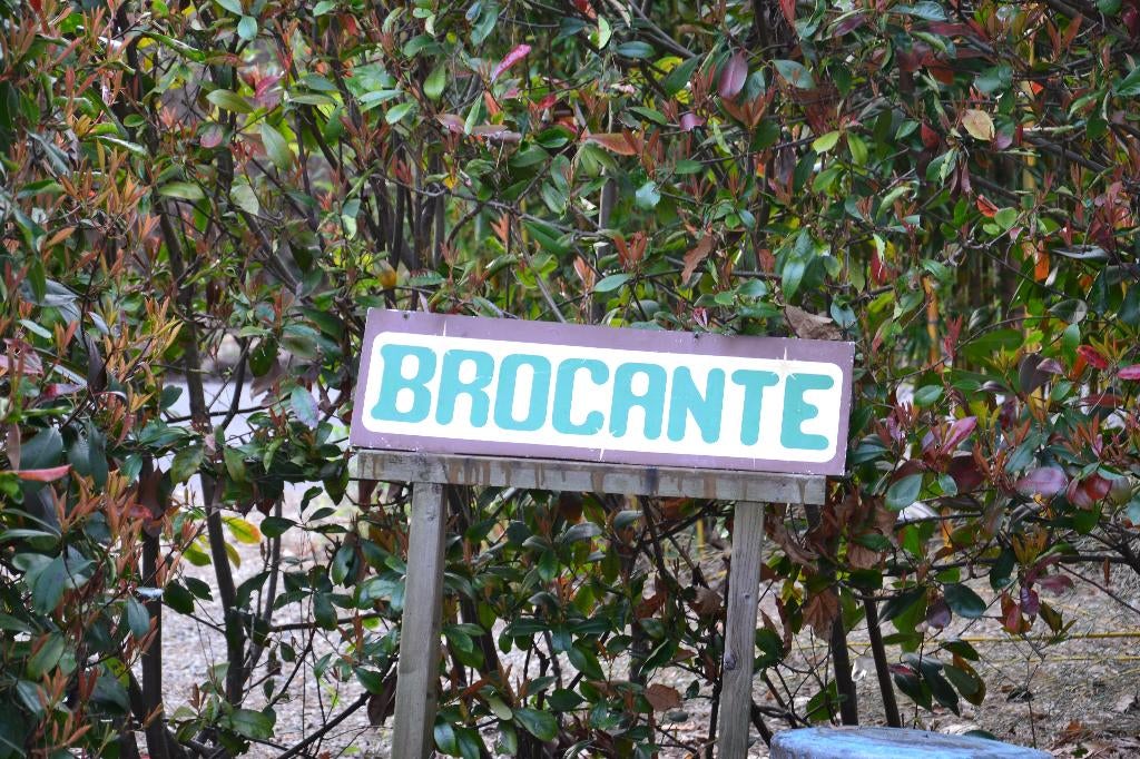 metalen bord BROCANTE, Ophalen