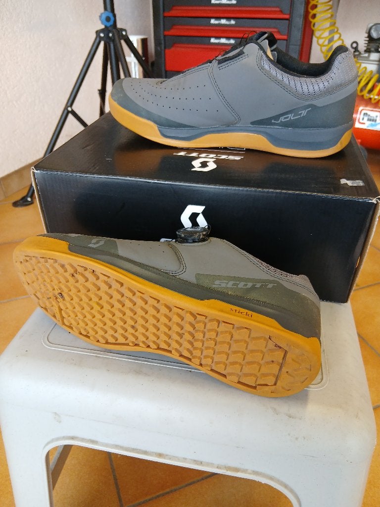 CHAUSSURES VELO POUR PEDALES PLATES .P.40, Fietsen en Brommers, Schoenen, Nieuw, SCOTT, Ophalen