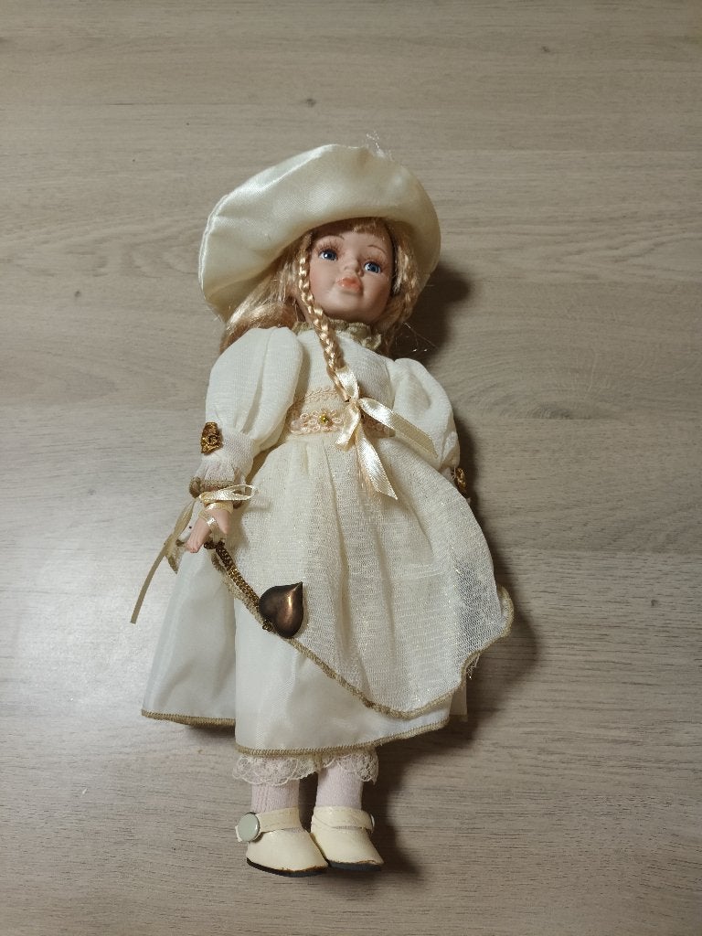 Vintage popje, Verzamelen, Ophalen of Verzenden, Zo goed als nieuw, Pop