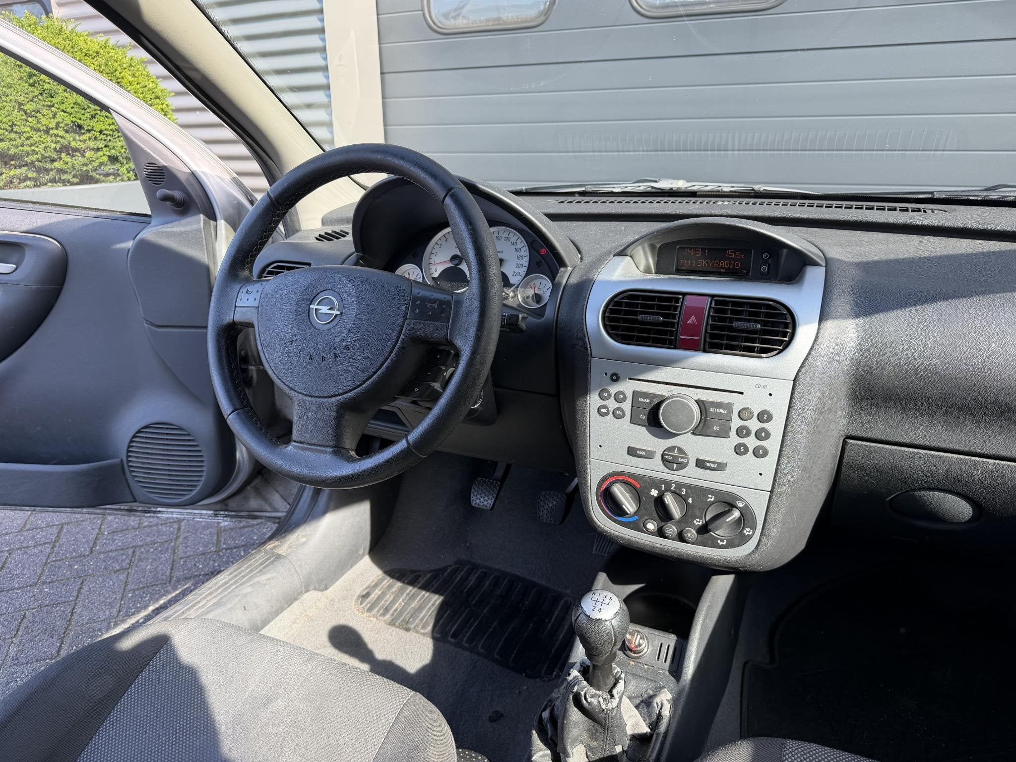 Opel Corsa 1.8-16V Silverline GSI 125 Pk | Airco | Elektrisc, Voorwielaandrijving, Stof, Gebruikt, 4 cilinders