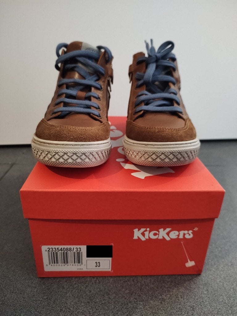 Lederen cognackleurige schoenen Kickers, maat 33 (nieuw), Enfants & Bébés, Neuf, Garçon, Enlèvement ou Envoi, Kickers