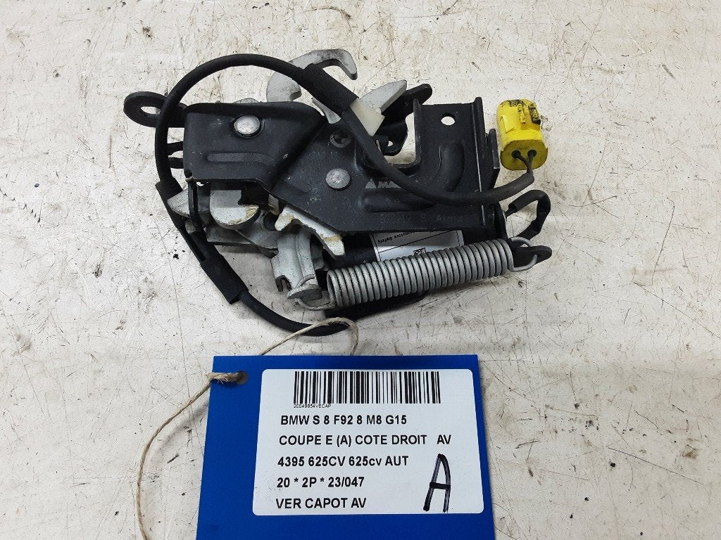 MOTORKAP SLOT BMW 8 serie (G15) (01-2018/-) (734711), Gebruikt, BMW, Petuelring 130
80809  München, DE, Bayerische Motoren Werke AG