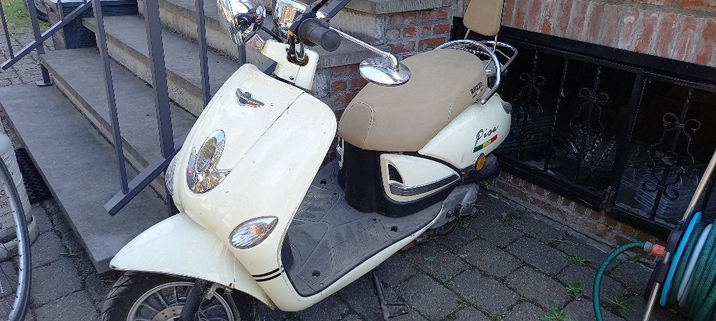 Brommer Klasse A /PISA /heeft TLC nodig, Fietsen en Brommers, Brommers | Crossbrommers, Gebruikt, 50 cc, Ophalen, Overige merken