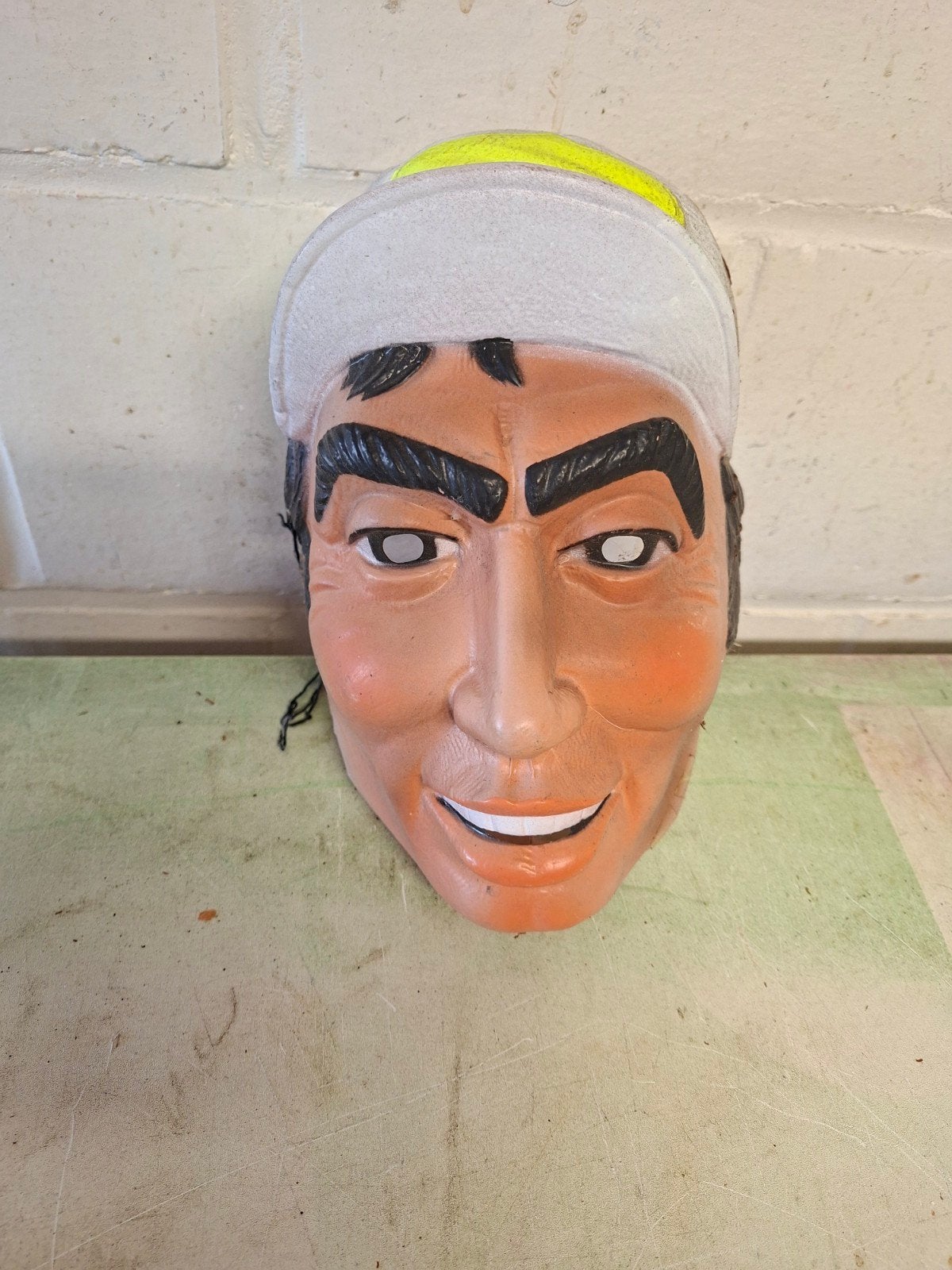 masker van Eddy Merckx, Ophalen