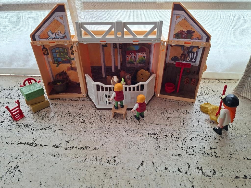 Playmobil meeneem paardenstal, Kinderen en Baby's, Speelgoed | Playmobil, Ophalen, Gebruikt