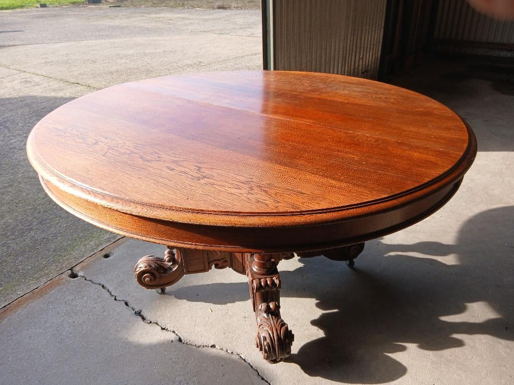 Antieke tafel, Enlèvement