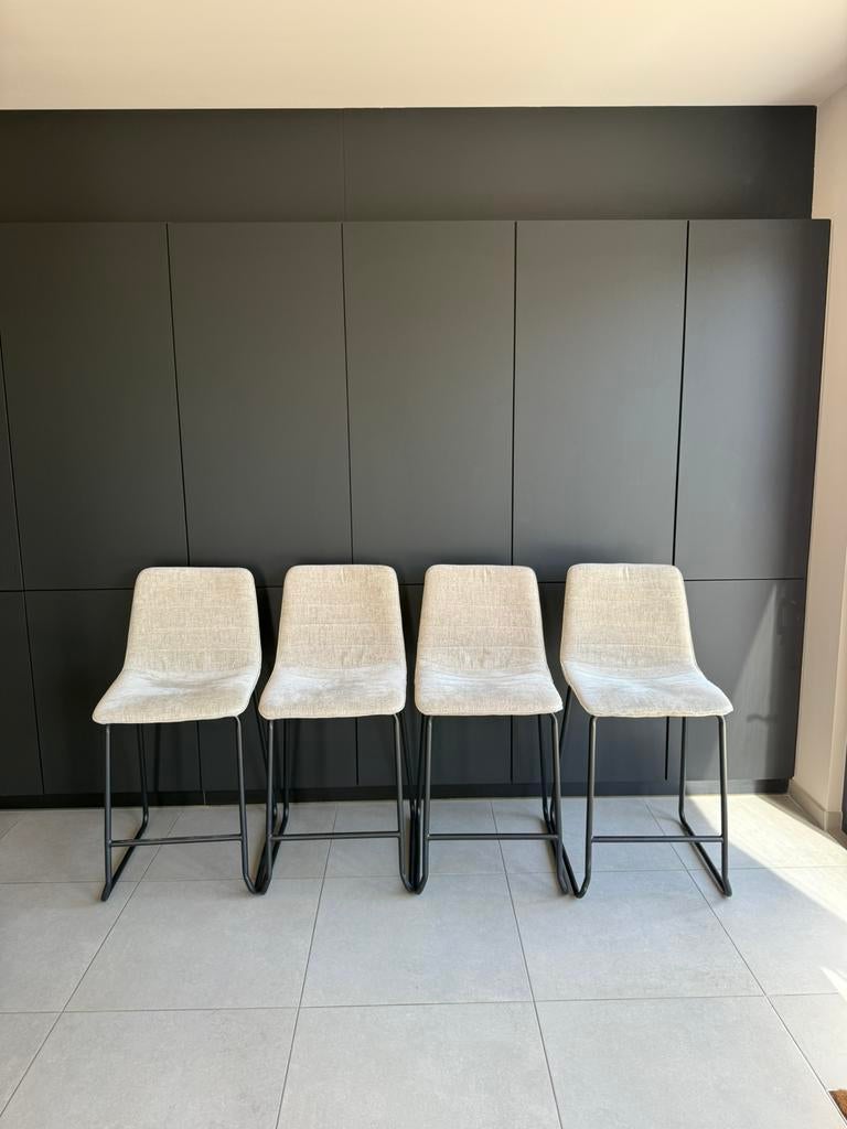 Hoge stoelen of barstoelen, Huis en Inrichting, Ophalen, Gebruikt, Overige kleuren, Vier