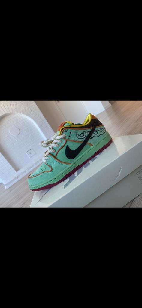 Nike SB Dunk Low Rodeo Toermalijn EU 39, Kleding | Heren, Schoenen, Ophalen of Verzenden, Overige kleuren, Sneakers