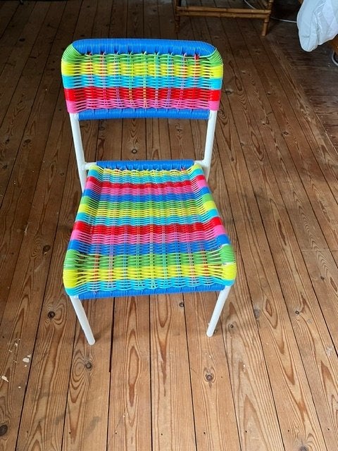 ikea kleurige stoel kind, Kinderen en Baby's, Ophalen, Zo goed als nieuw, Stoel(en)