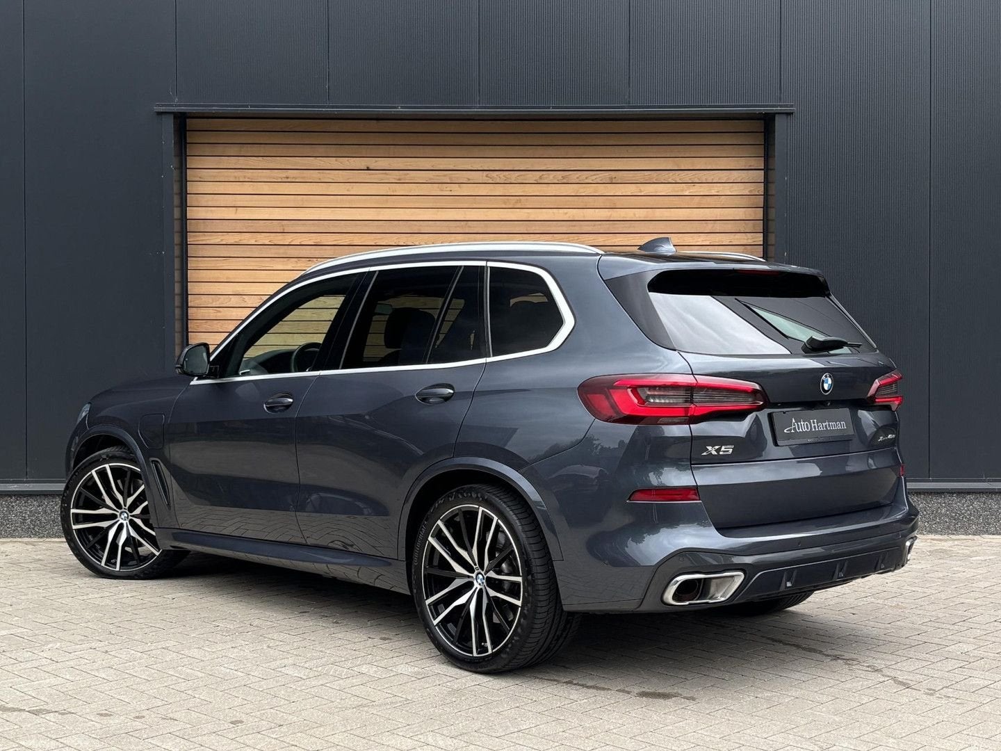 BMW X5 xDrive45e PANO|4W-BESTURING|STOELVENTILATIE|H&K, Auto's, BMW, Automaat, 4x4, Bedrijf, Hybride Elektrisch/Benzine