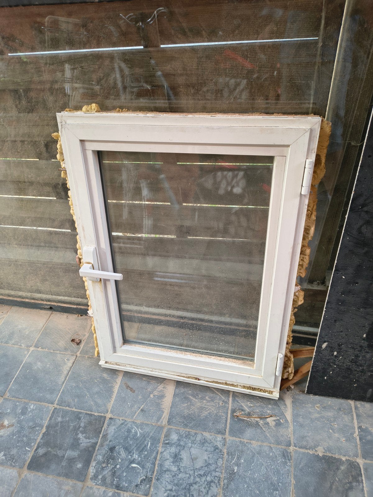 65 x 90 raam aluminium wit dubbel glas 2 stuks mogelijk, Ophalen