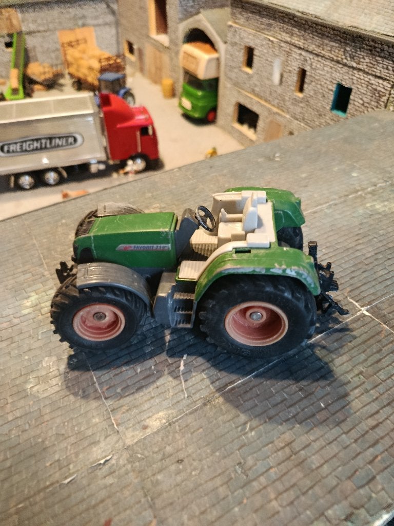 Tracteur Fendt 716 Vario Siku, Enlèvement ou Envoi, Utilisé, Tracteur et Agriculture, SIKU